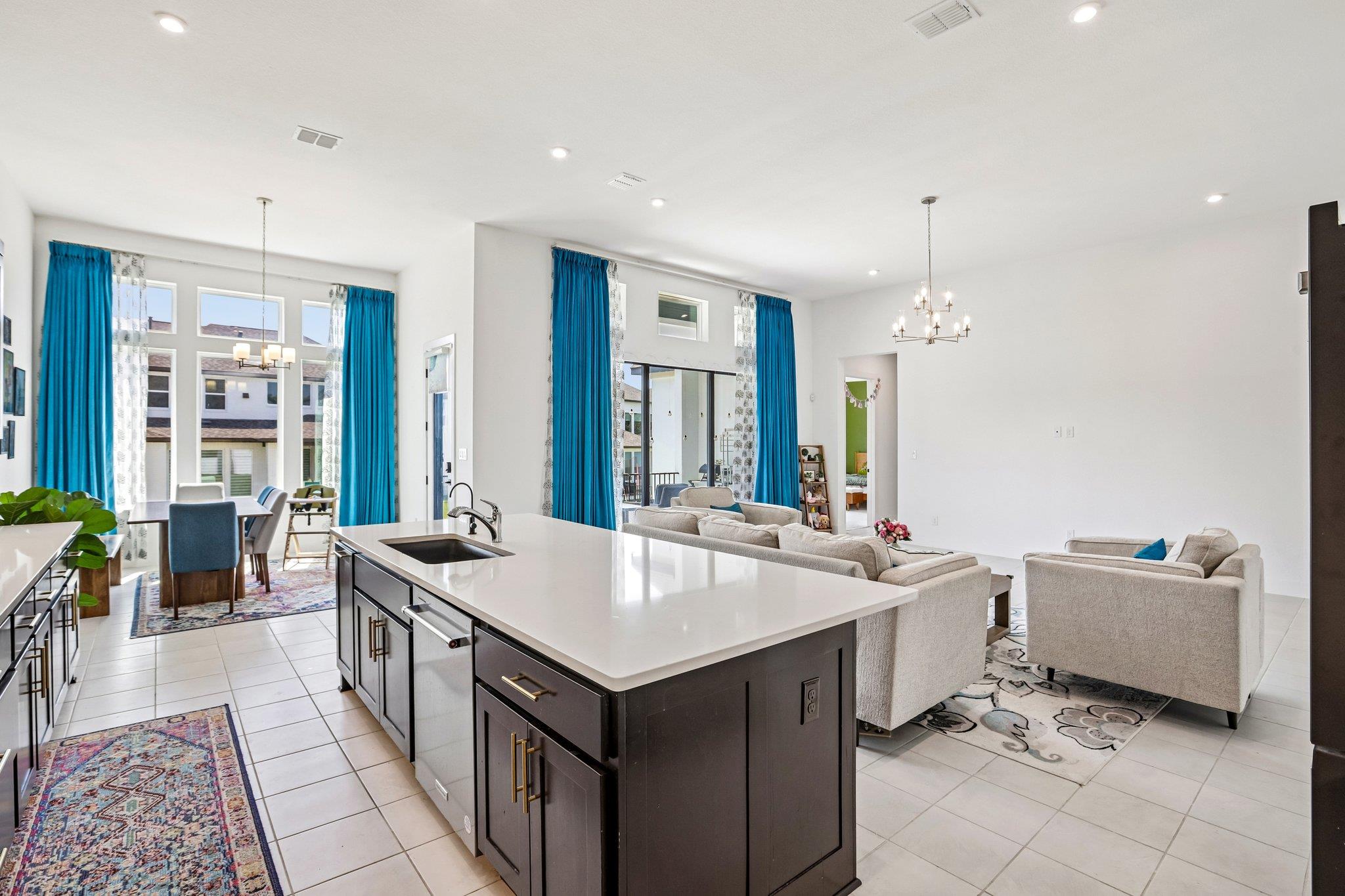 5000 Olimpico Way Property Photo 15