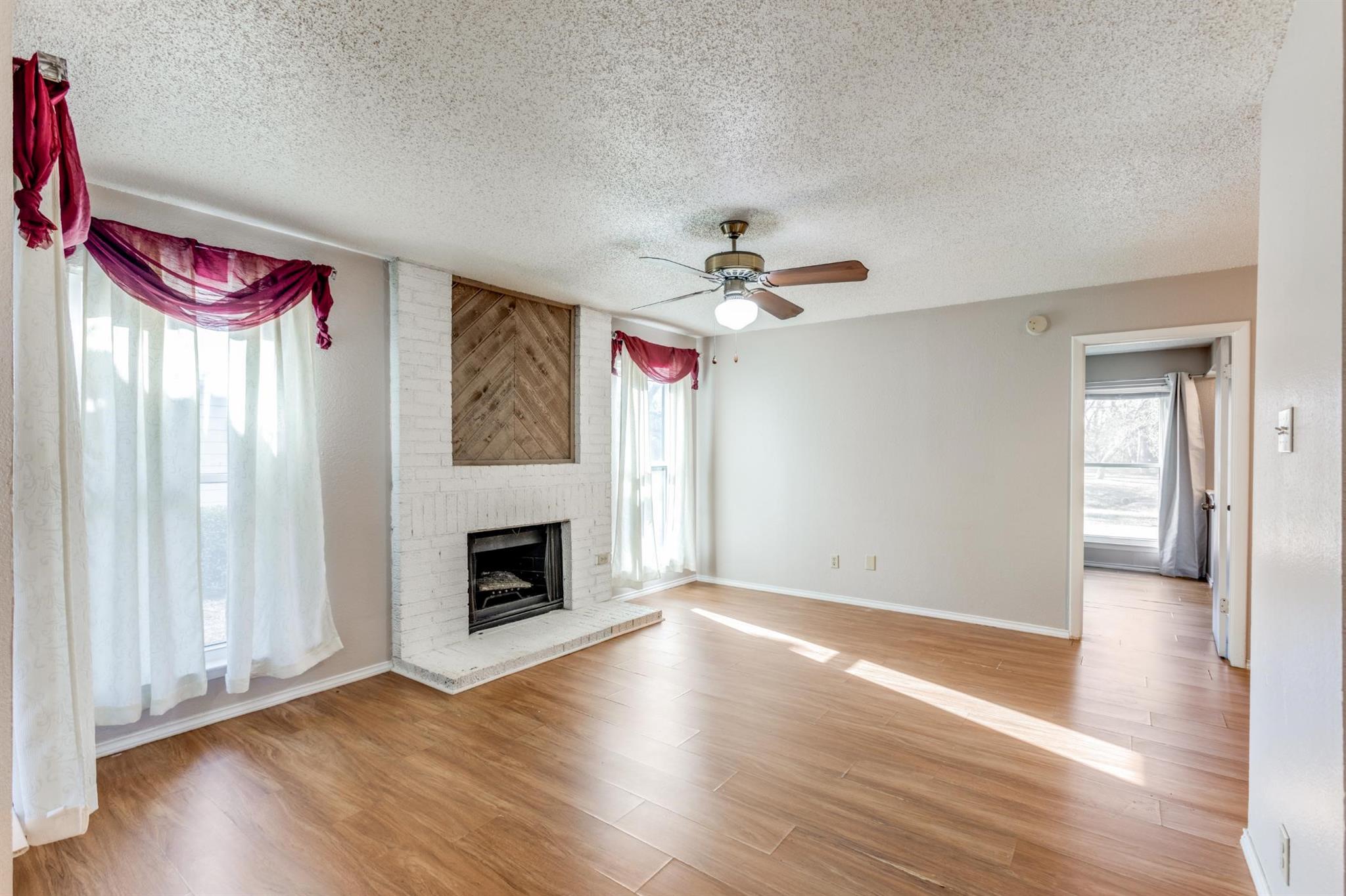 10616 Mellow Mdws 17a Property Photo 3