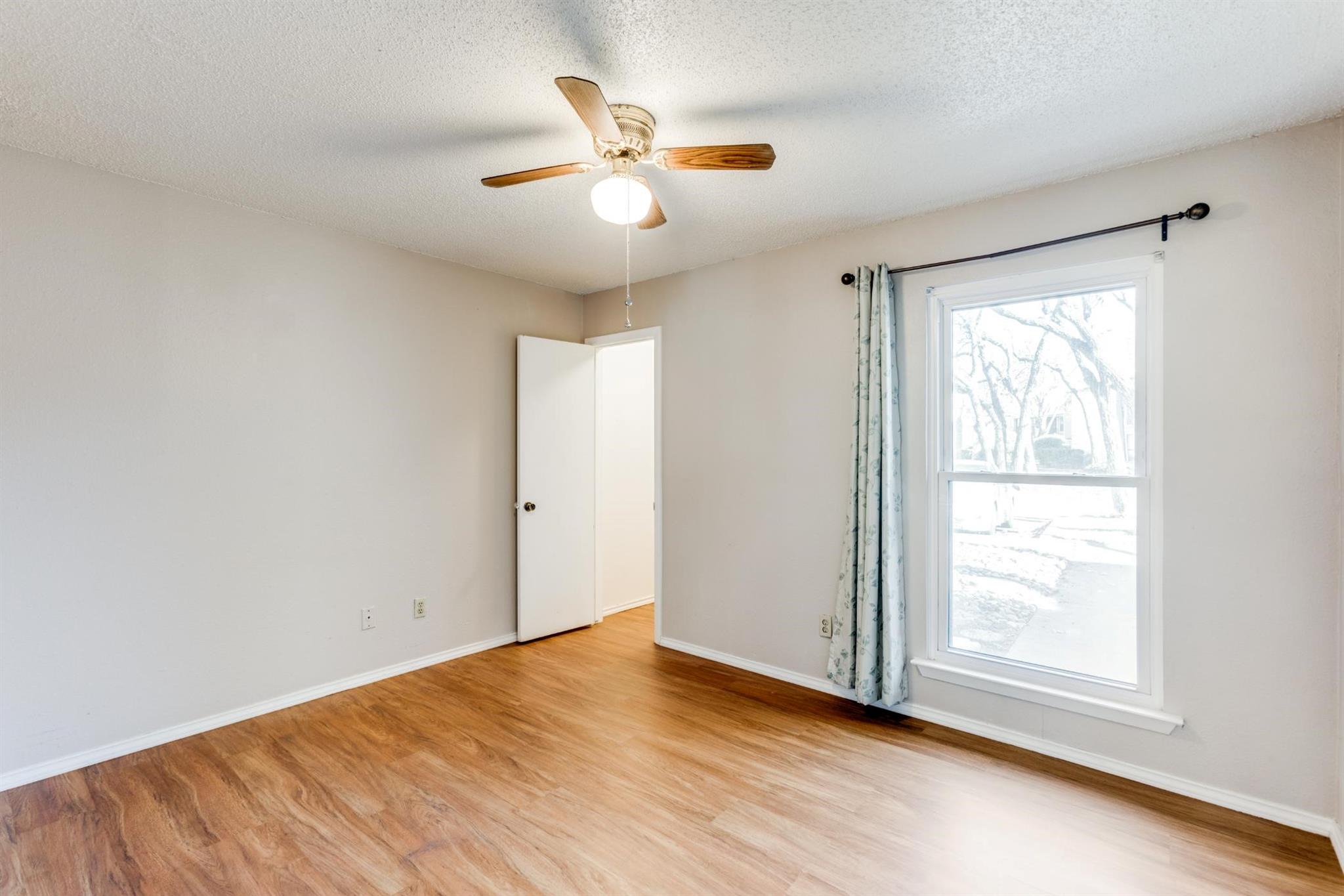 10616 Mellow Mdws 17a Property Photo 12