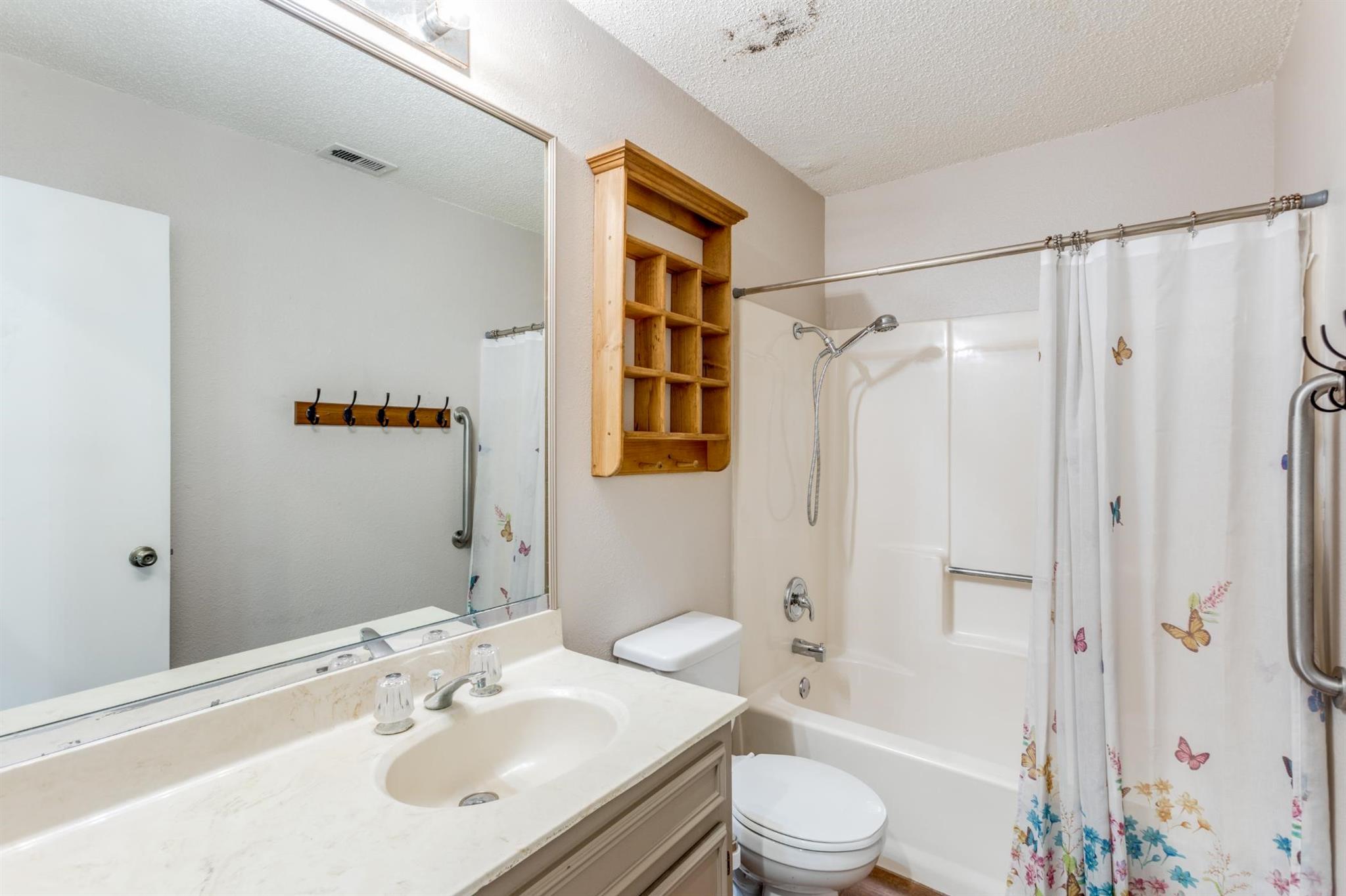 10616 Mellow Mdws 17a Property Photo 14