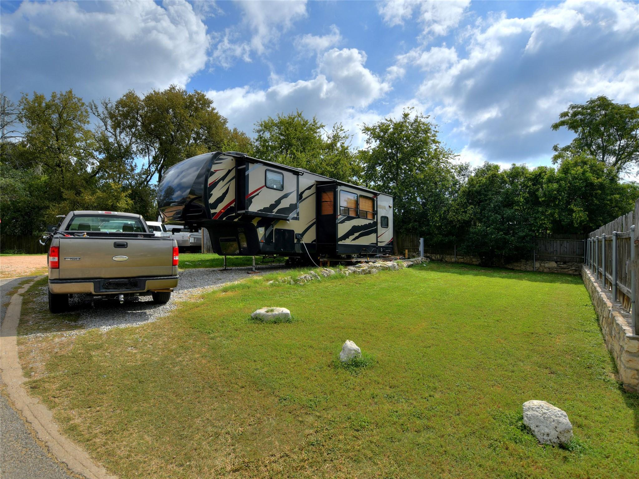 1702 Saracen Rd Property Photo 40