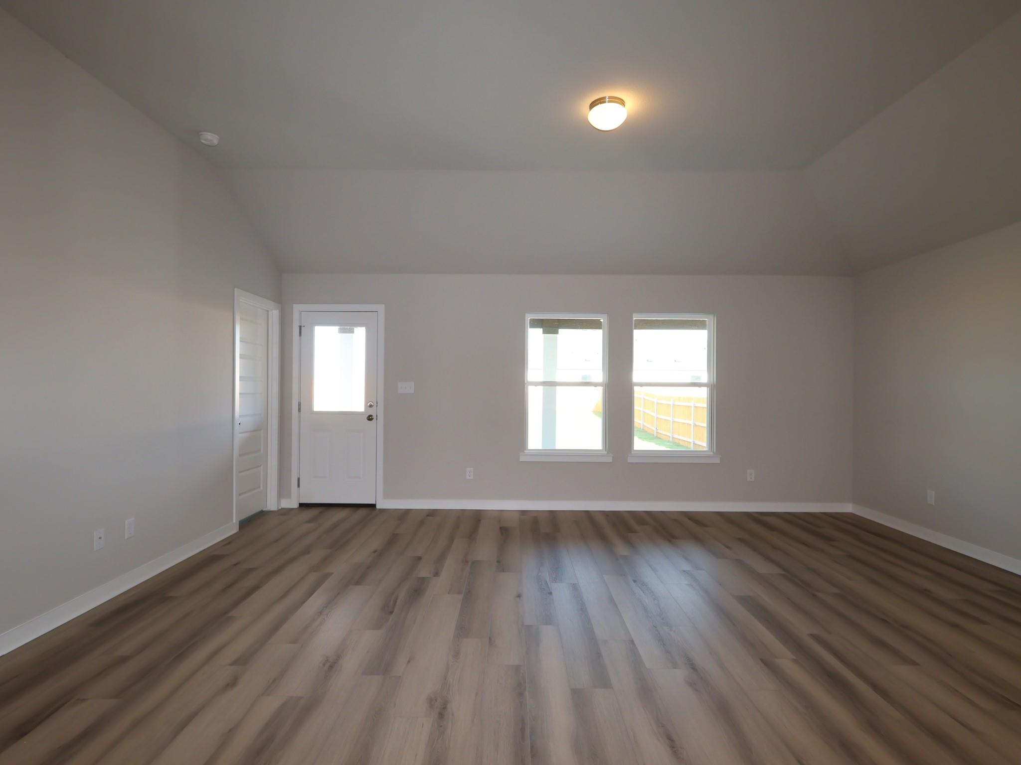 20017 Cornyn Ln Property Photo 8