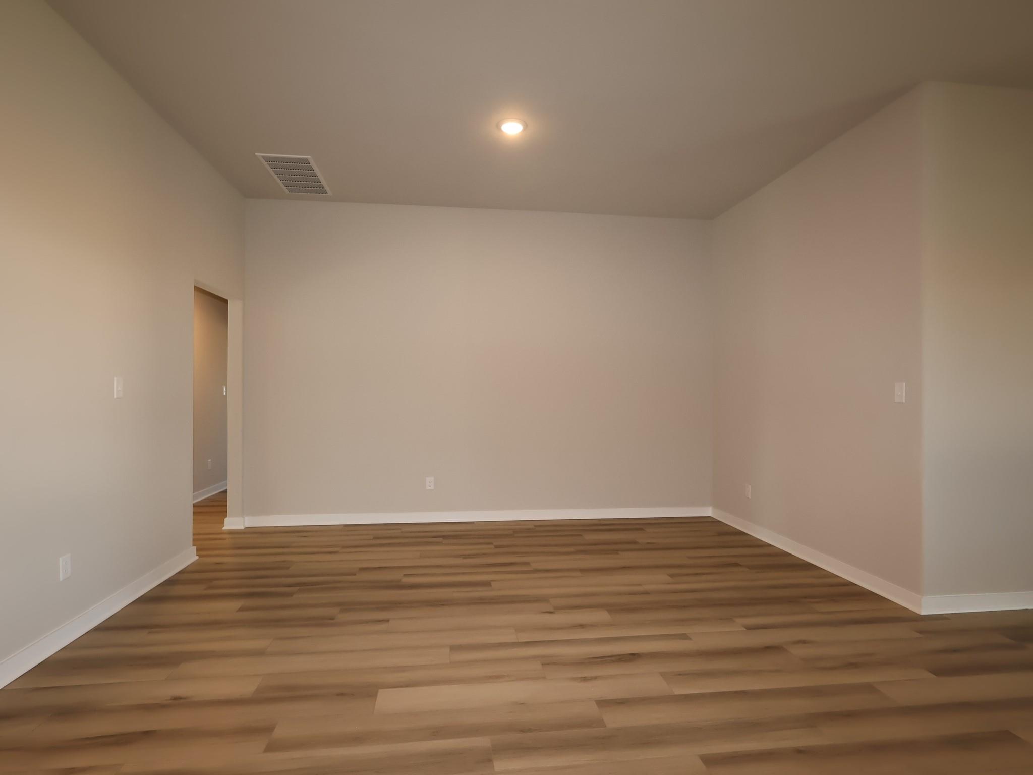 20017 Cornyn Ln Property Photo 9
