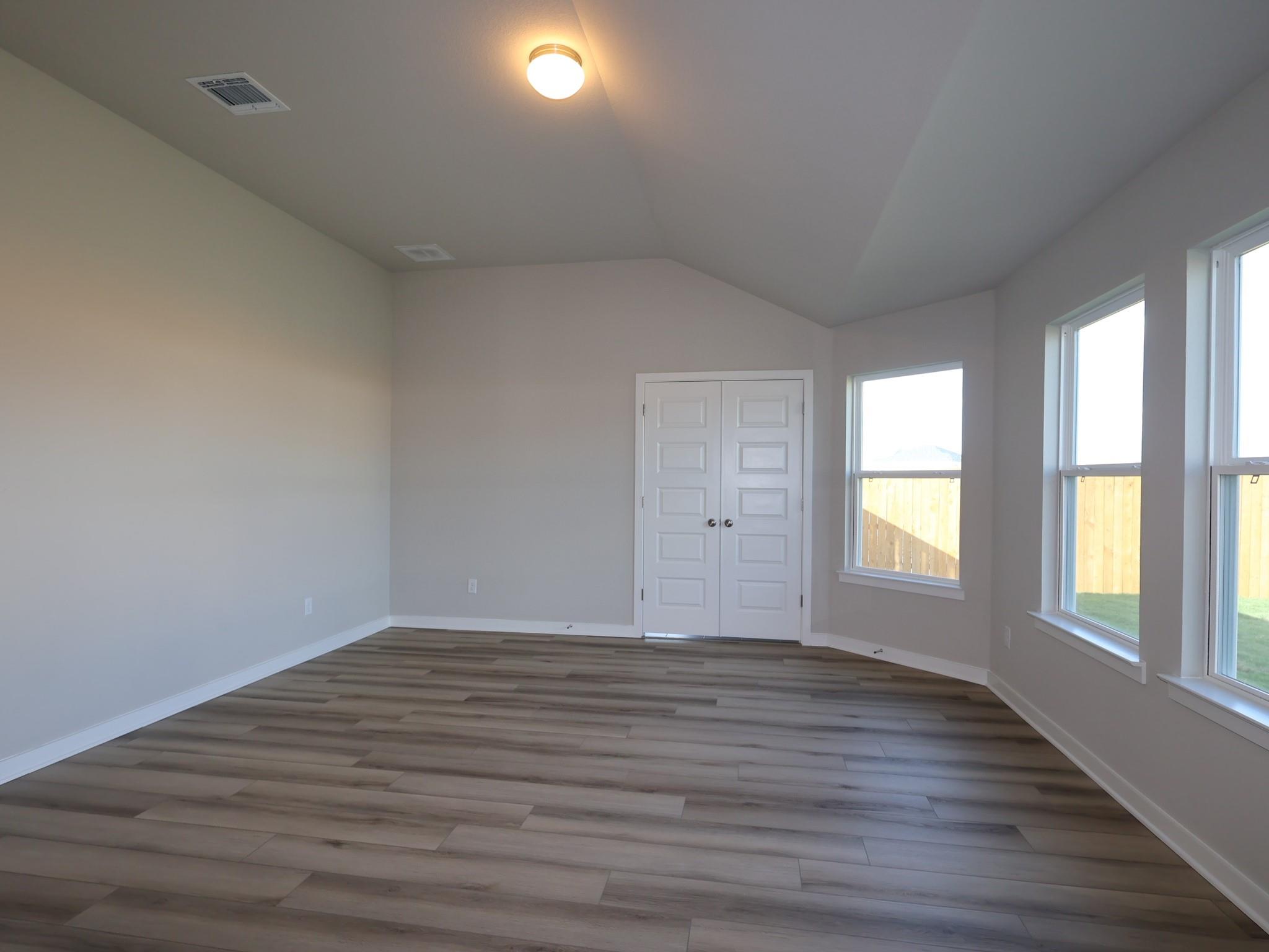 20017 Cornyn Ln Property Photo 10