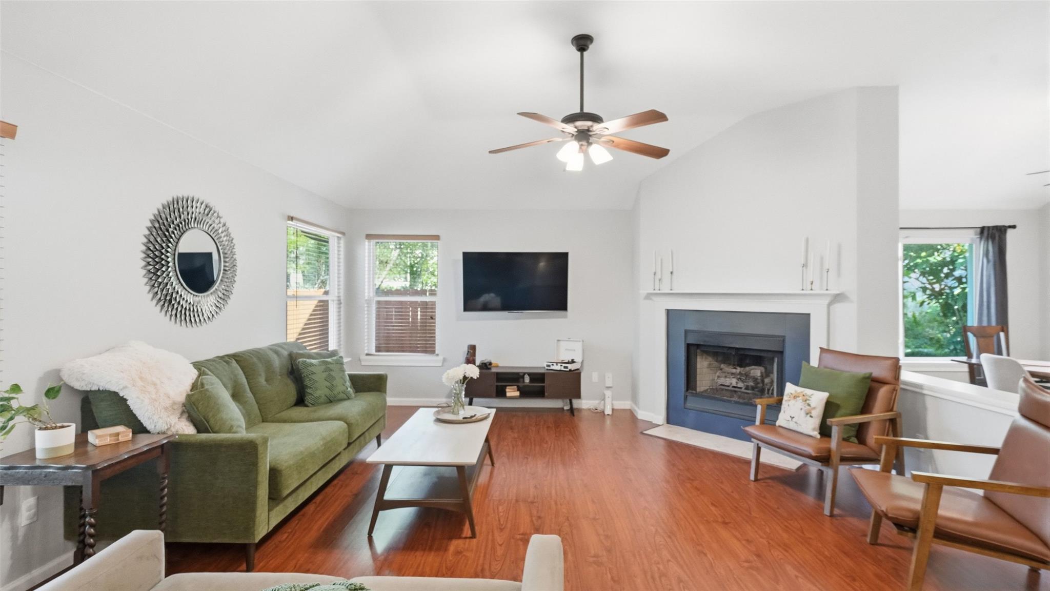 5513 Kayview Dr Property Photo 8