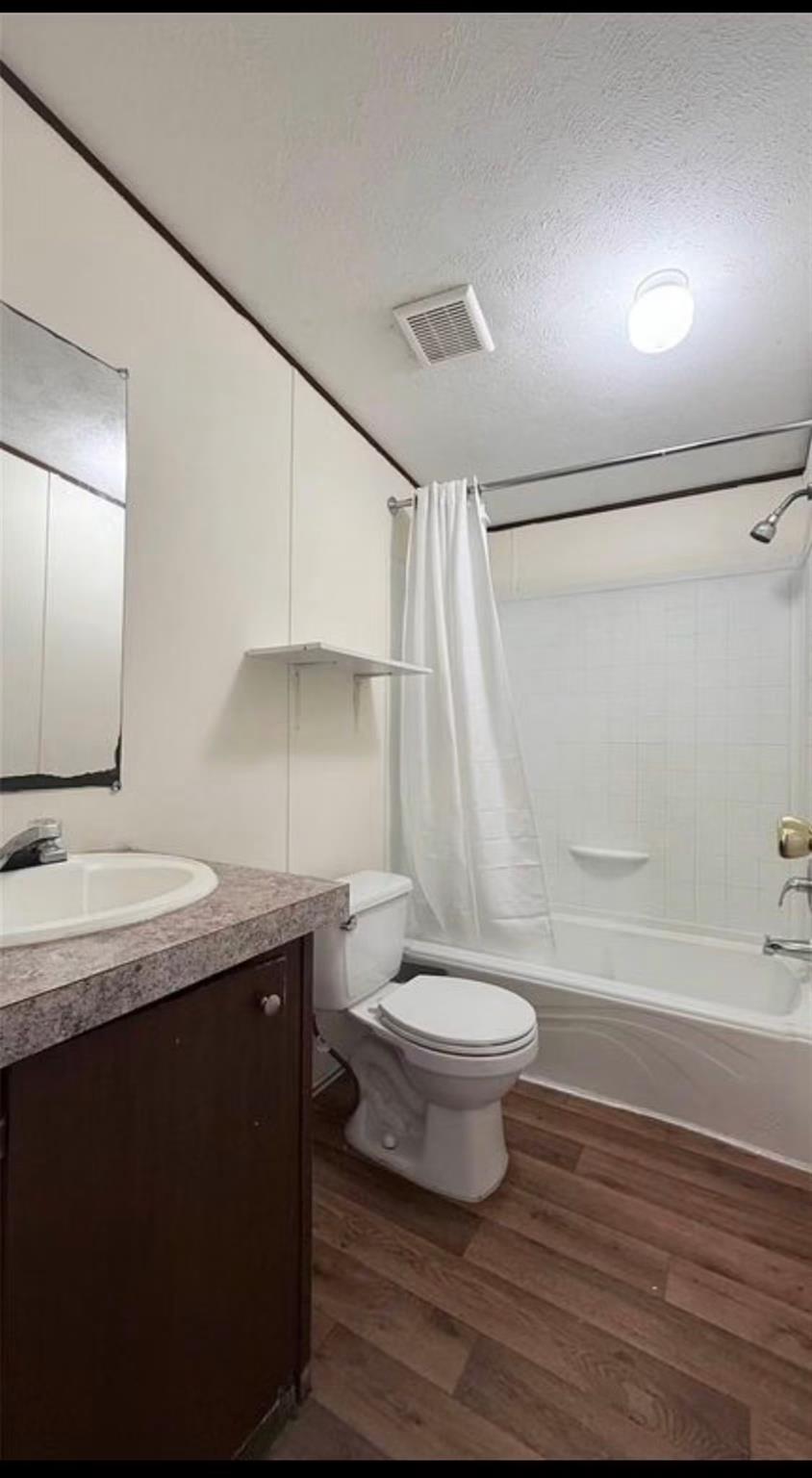1430 W Howard Ln Property Photo 15