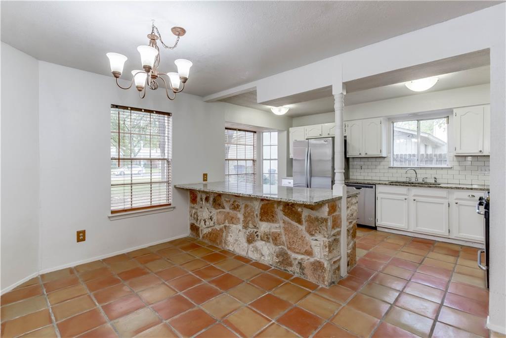 4200 Everest Ln Property Photo 6