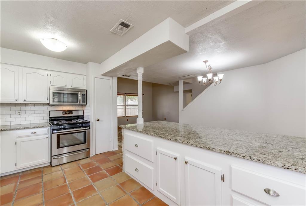 4200 Everest Ln Property Photo 13