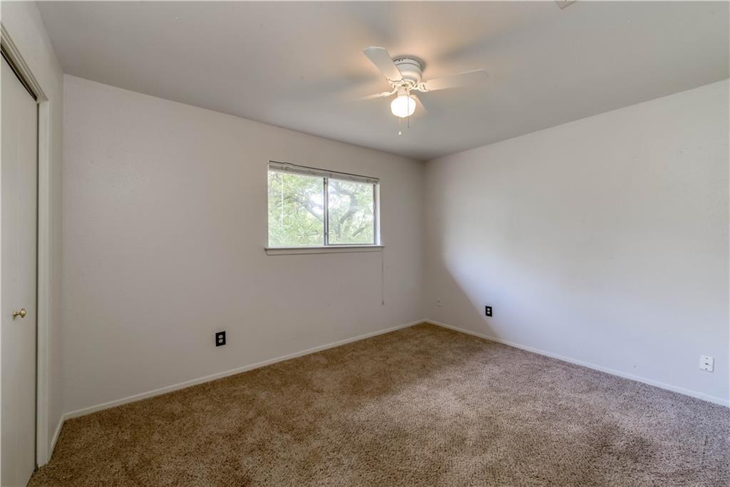 4200 Everest Ln Property Photo 18