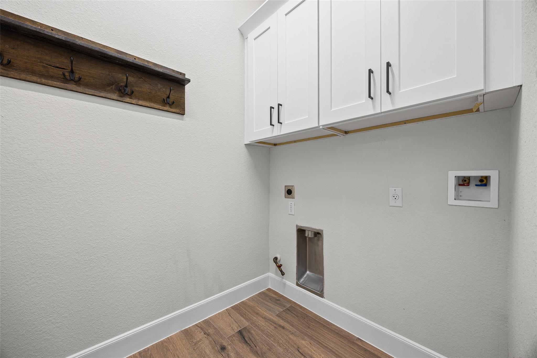 140 Caterpillar Ln Property Photo 23