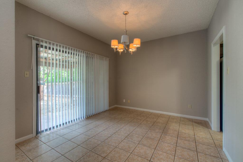 1710 Woodwind Ln Property Photo 6
