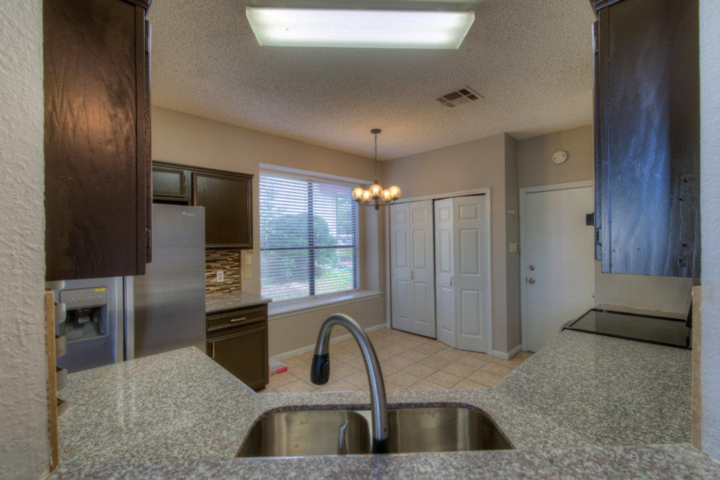 1710 Woodwind Ln Property Photo 7