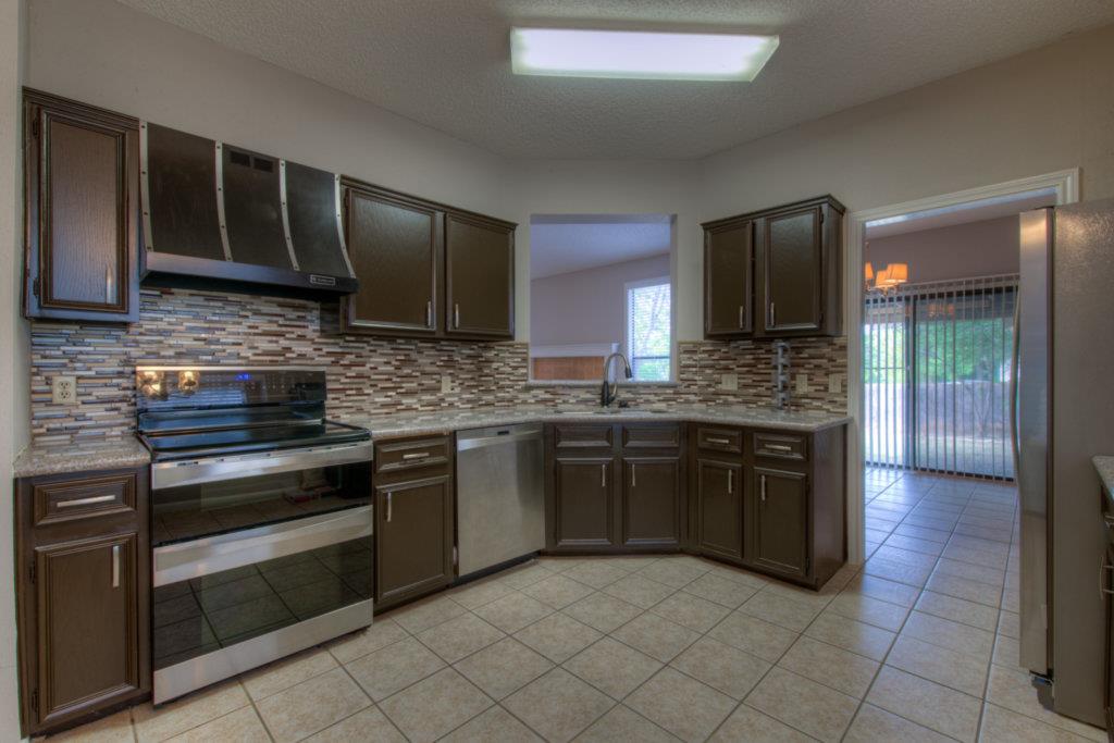1710 Woodwind Ln Property Photo 8