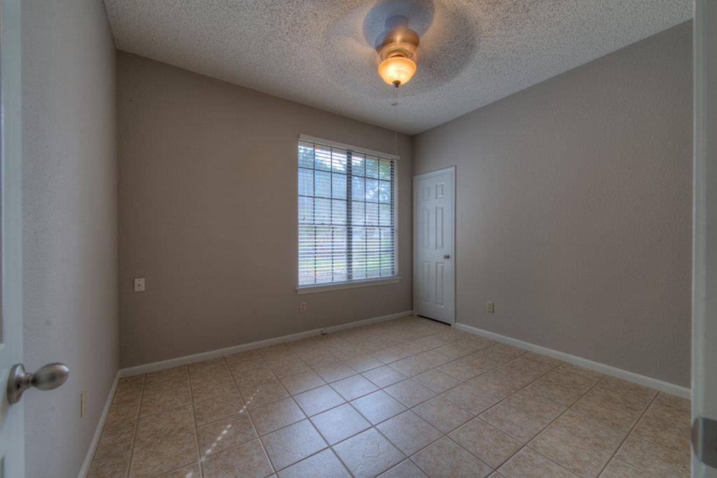 1710 Woodwind Ln Property Photo 12
