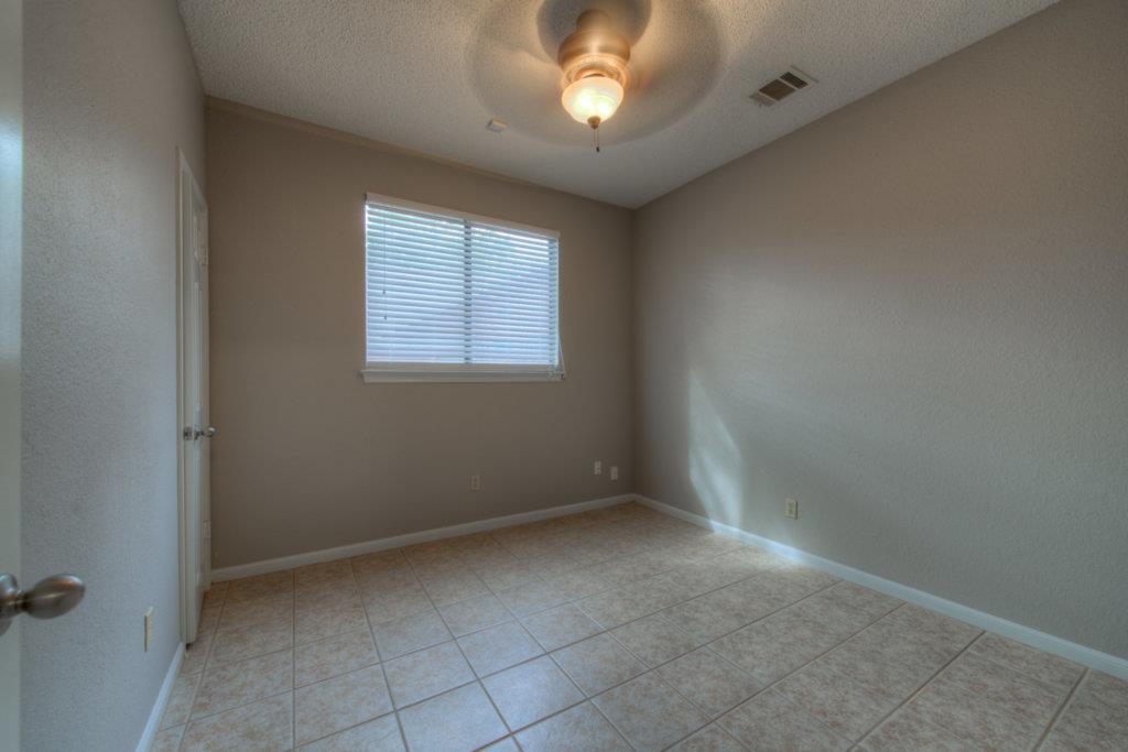 1710 Woodwind Ln Property Photo 13