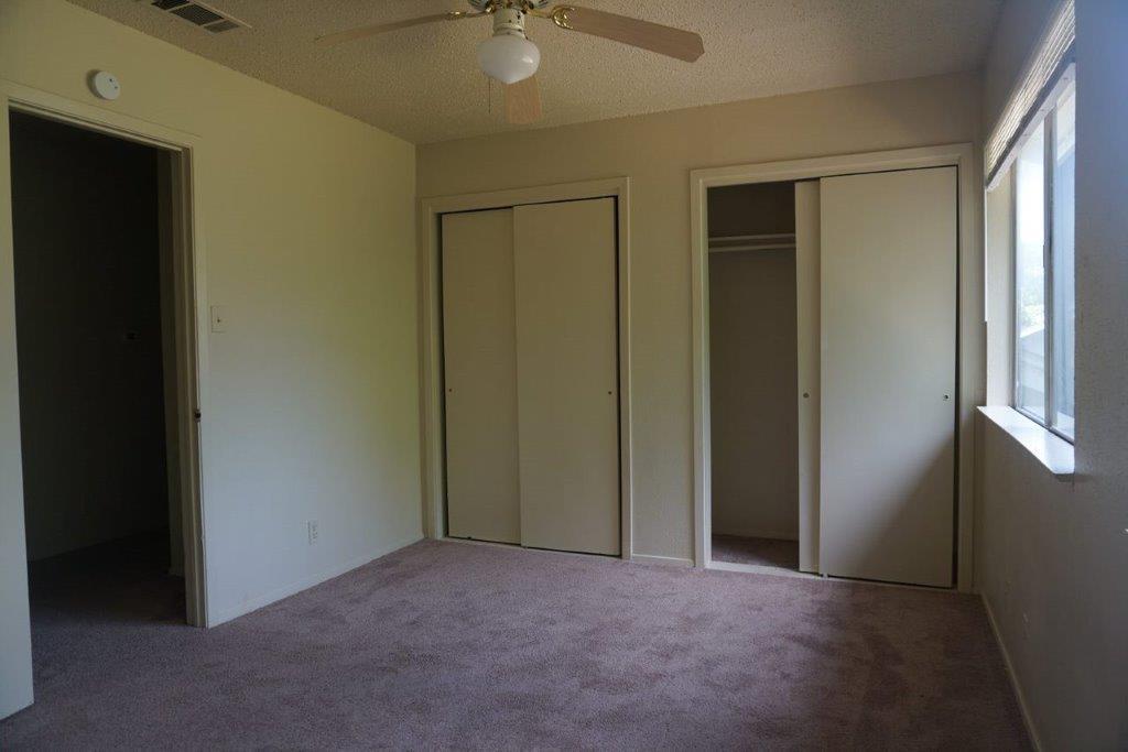 5919 Hidden Valley Trl Property Photo 6