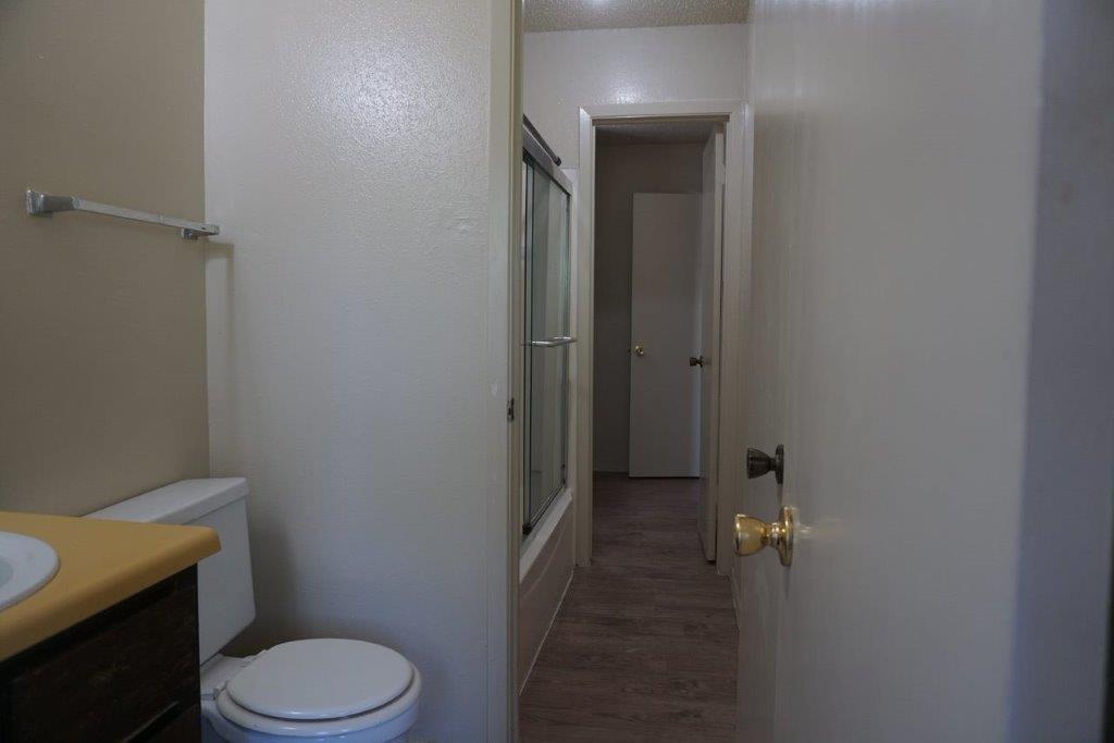 5919 Hidden Valley Trl Property Photo 8