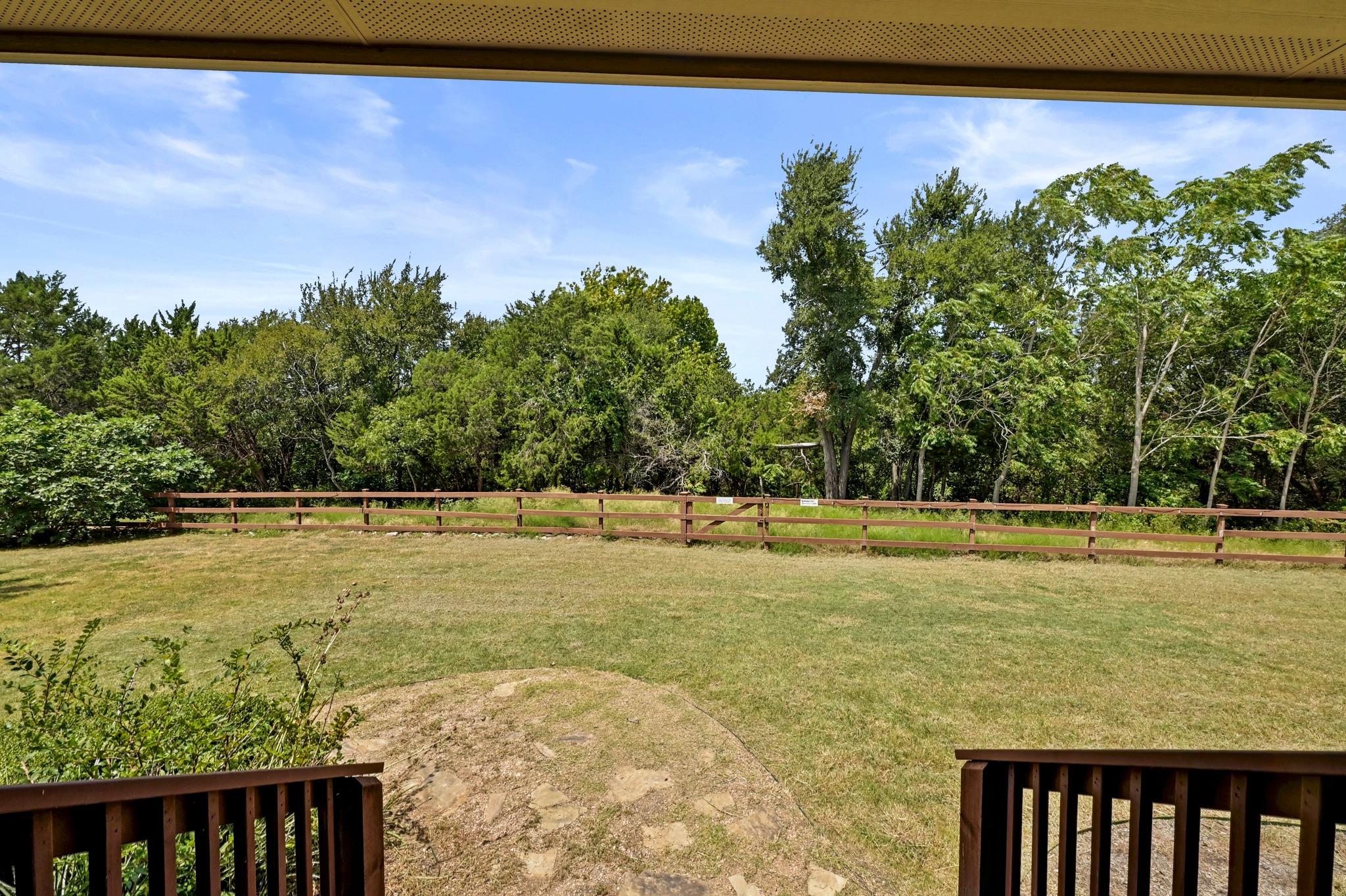 211 Moore Ln Property Photo 33