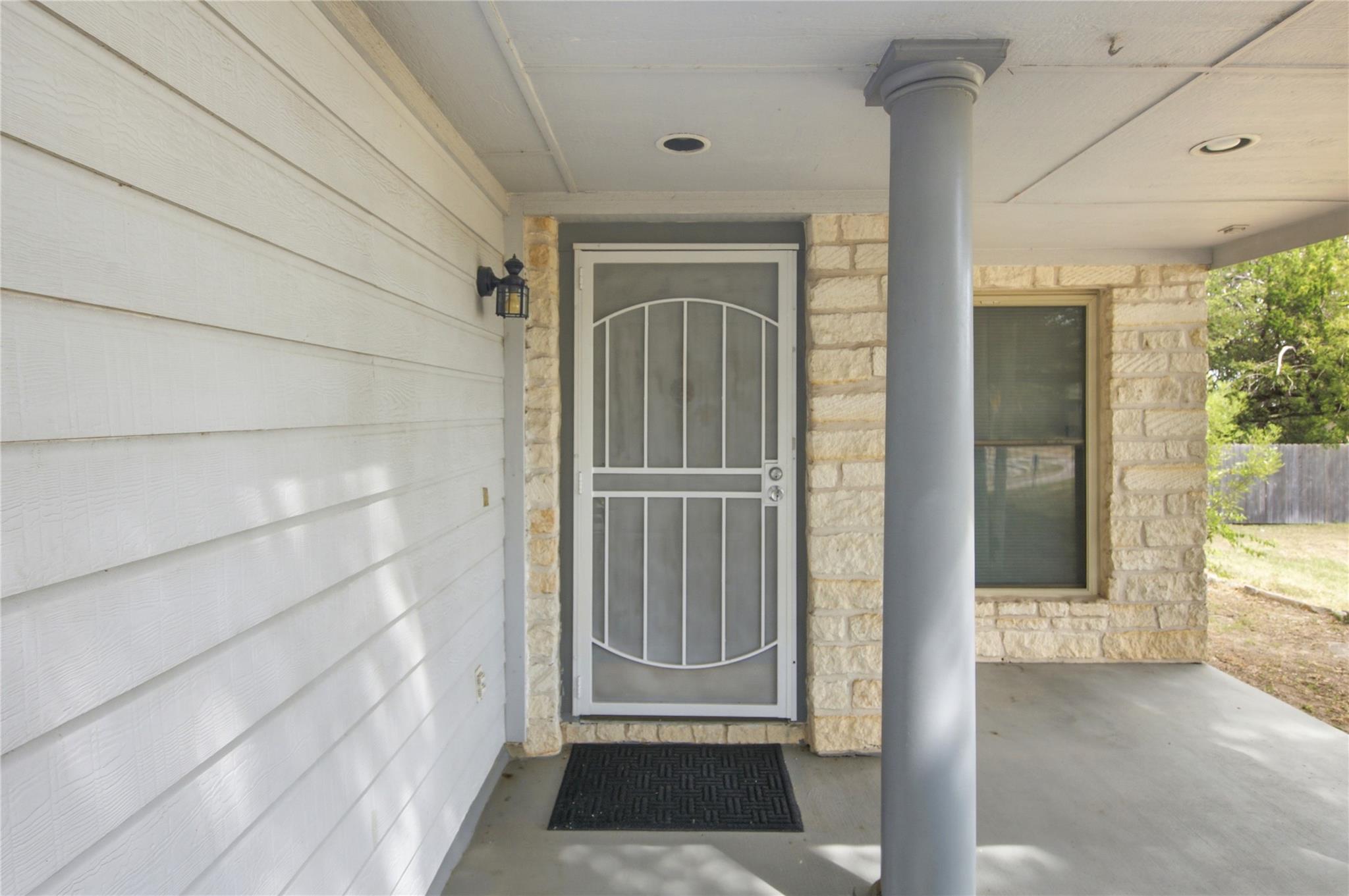 9125 Vigen Cir Property Photo 3