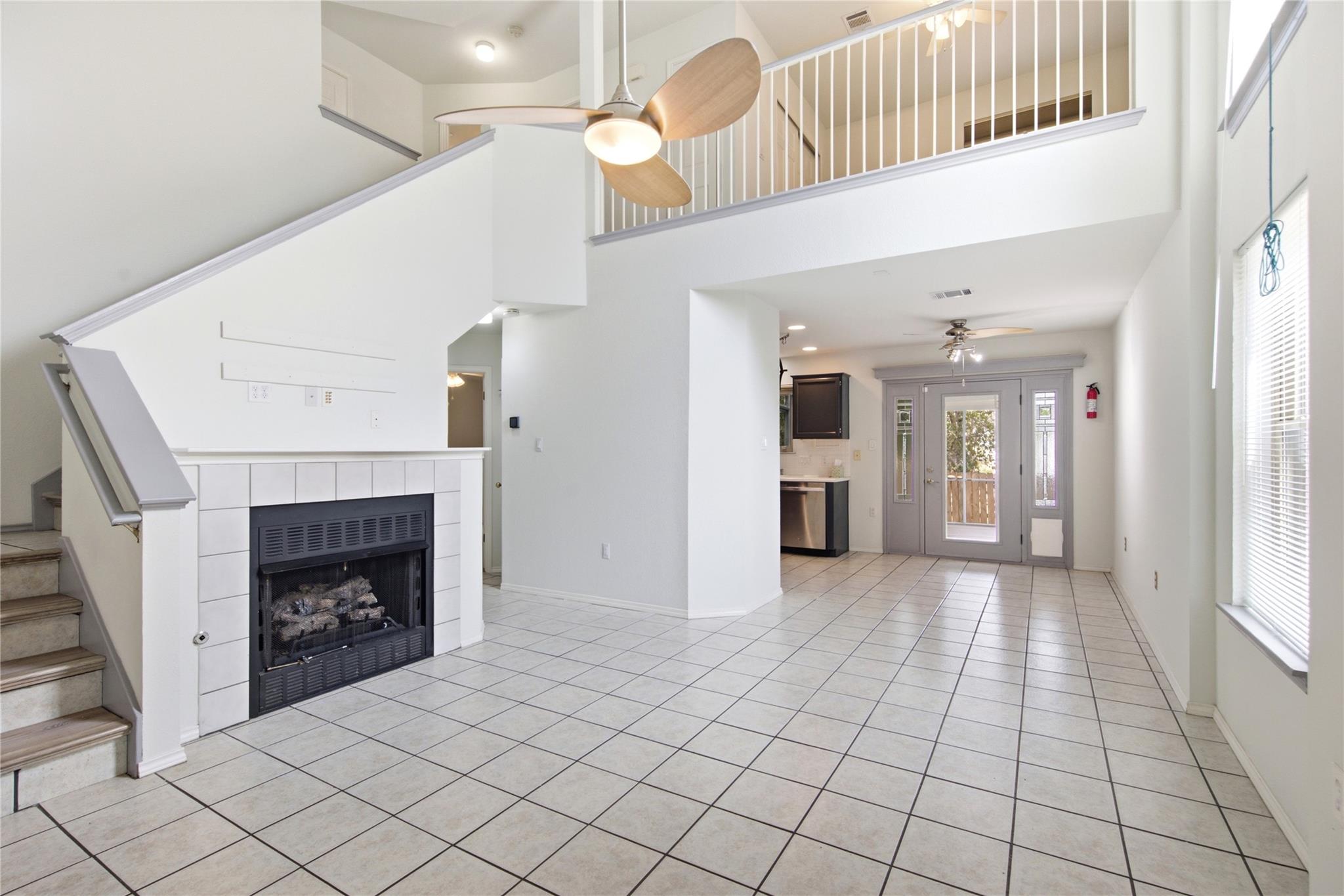 9125 Vigen Cir Property Photo 4
