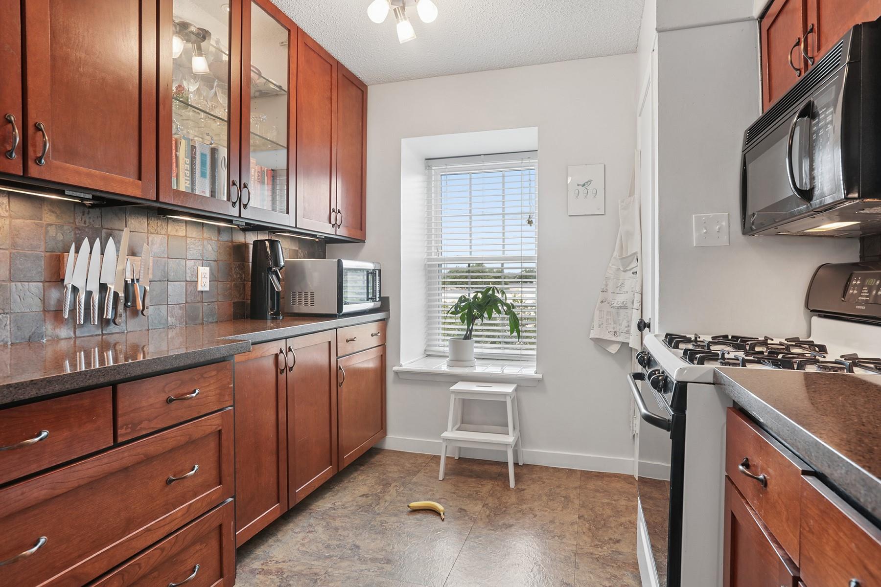 2425 Ashdale Dr #89 Property Photo 3