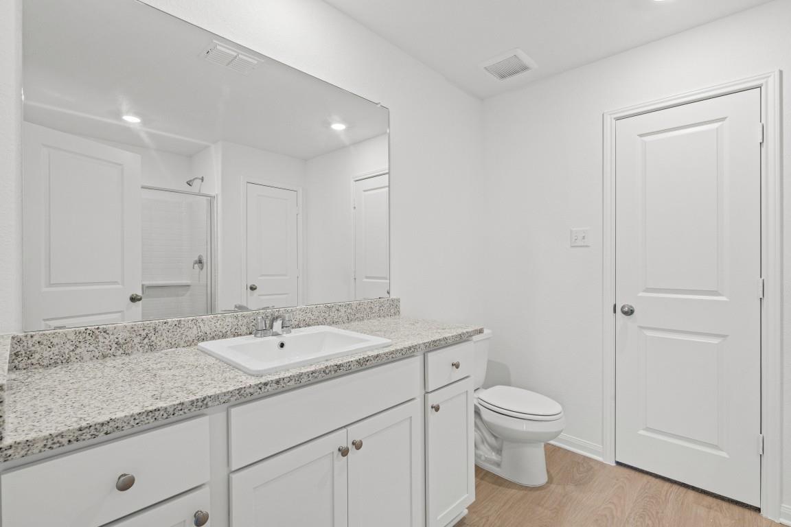 115 Wirepass Crst Property Photo 5