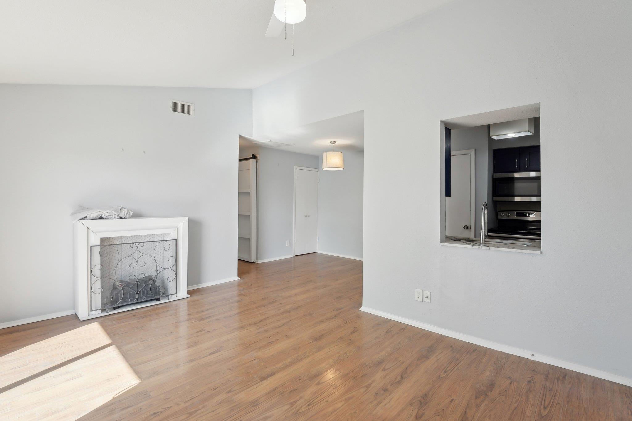 6903 Deatonhill Dr 11 Property Photo 4