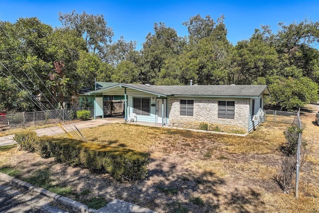3310 Thompson St Property Photo 6