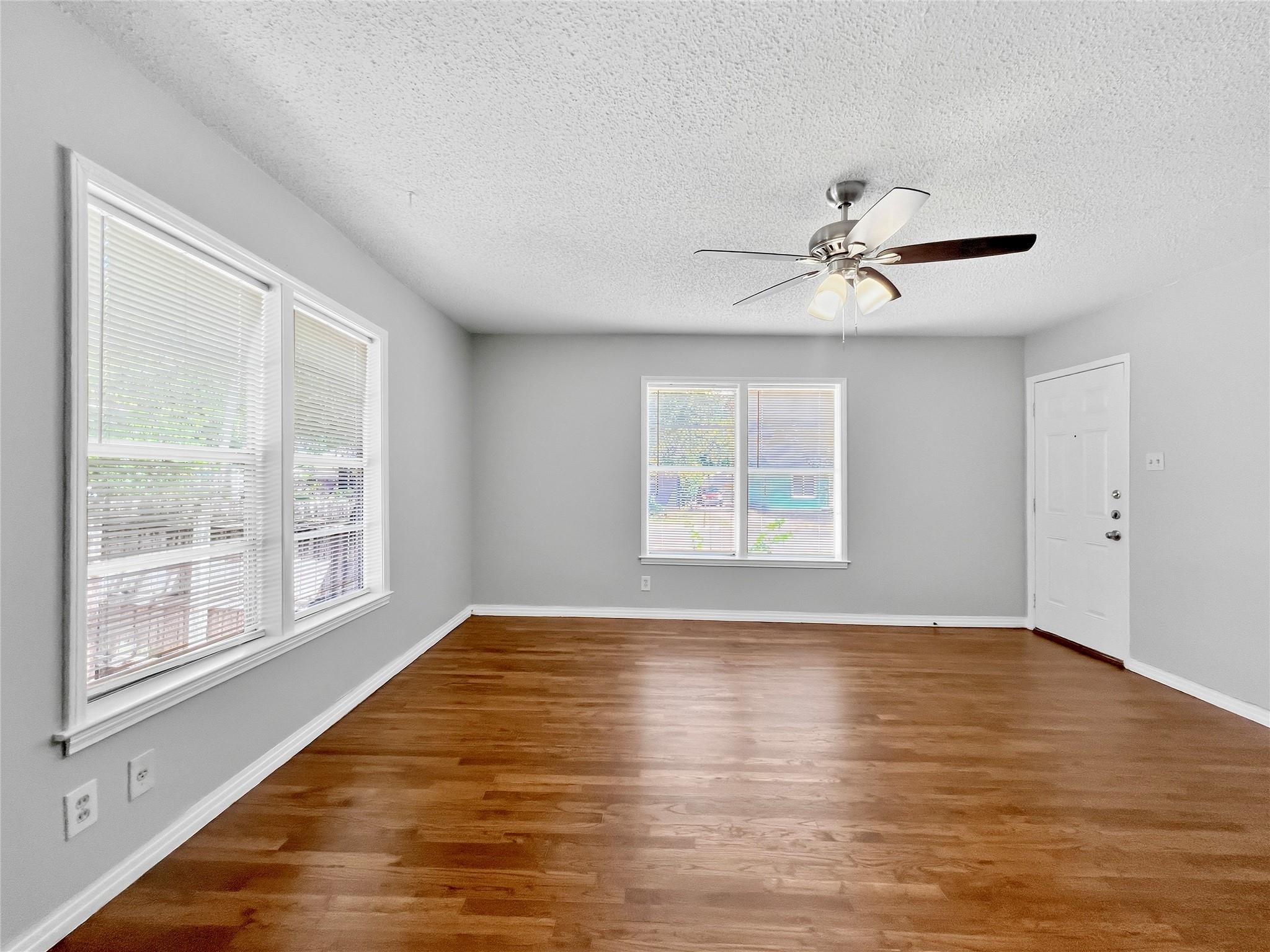 5400 Harmon Ave #a Property Photo 3