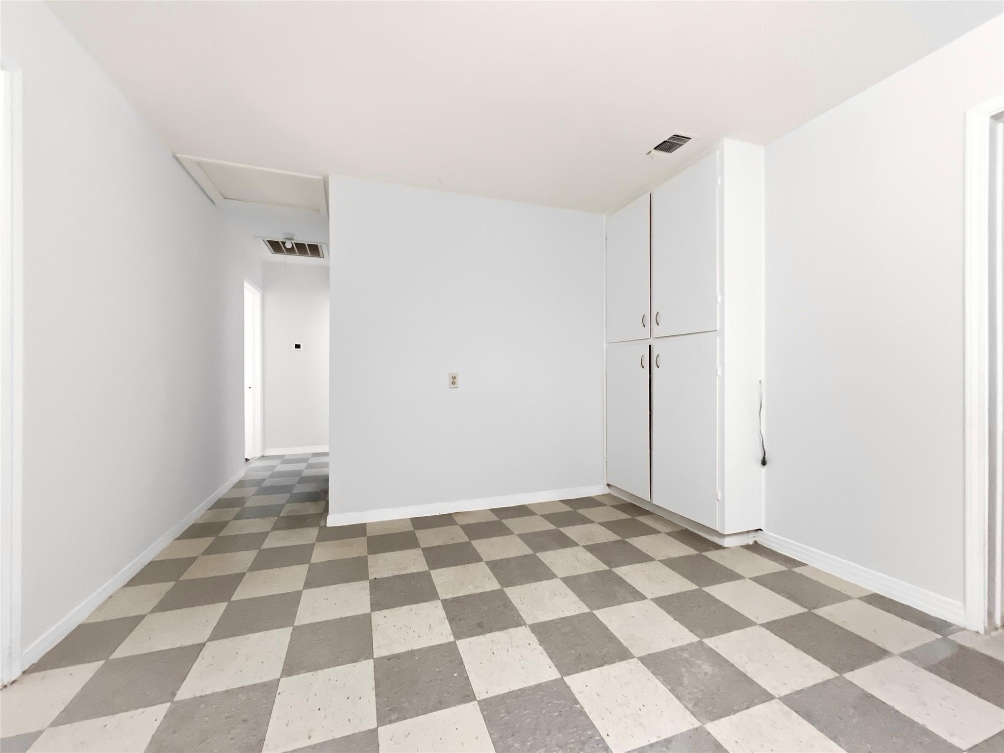 5400 Harmon Ave #a Property Photo 10