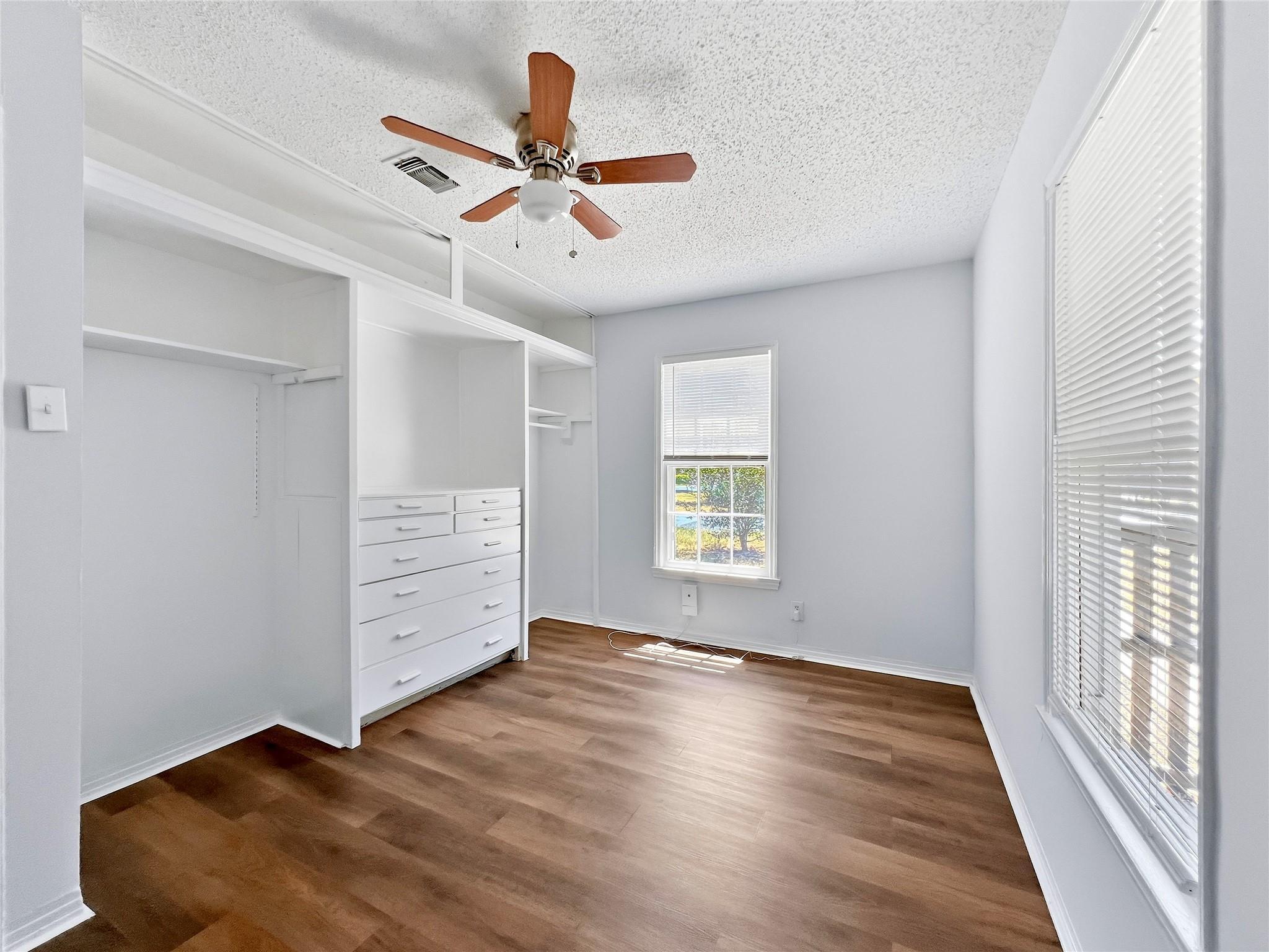 5400 Harmon Ave #a Property Photo 13