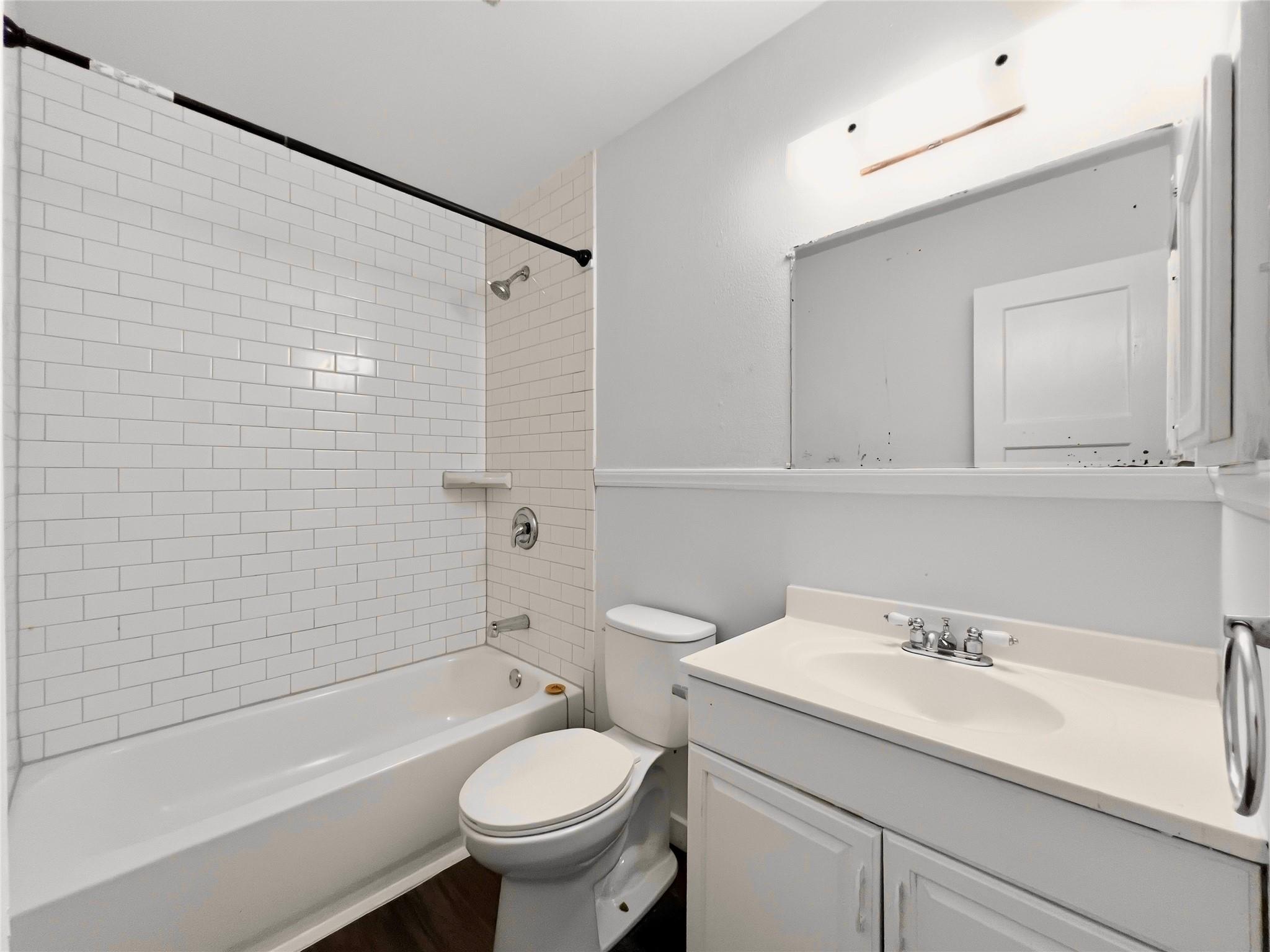 5400 Harmon Ave #a Property Photo 16