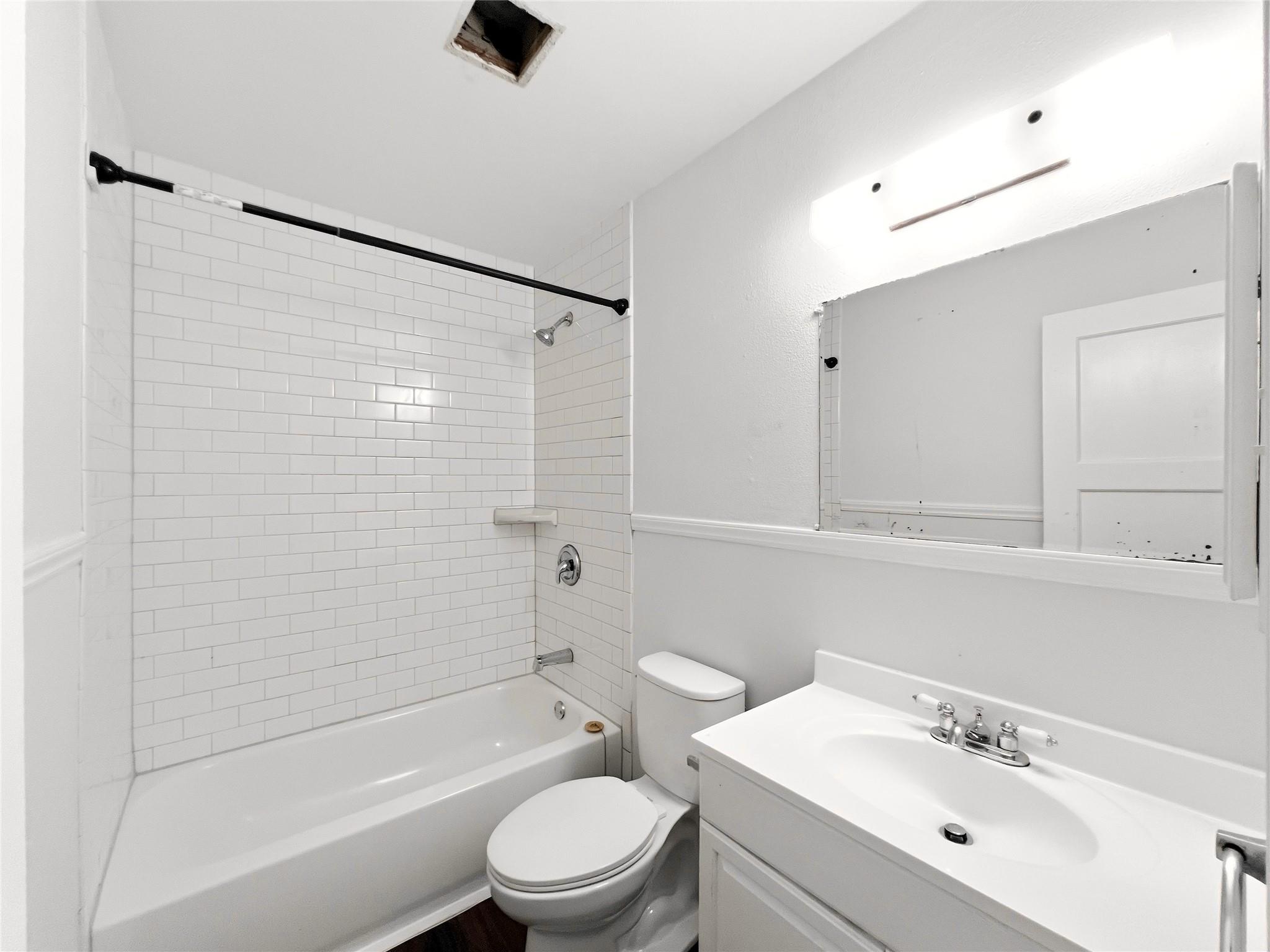 5400 Harmon Ave #a Property Photo 17