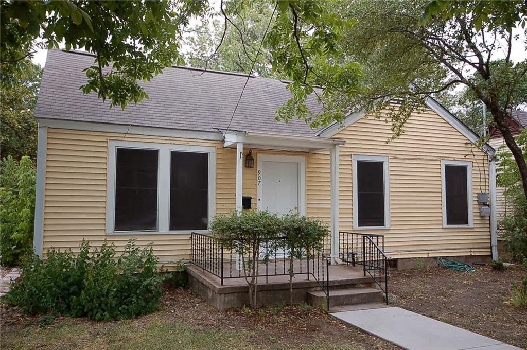 907 E 38th St #a Property Photo 1
