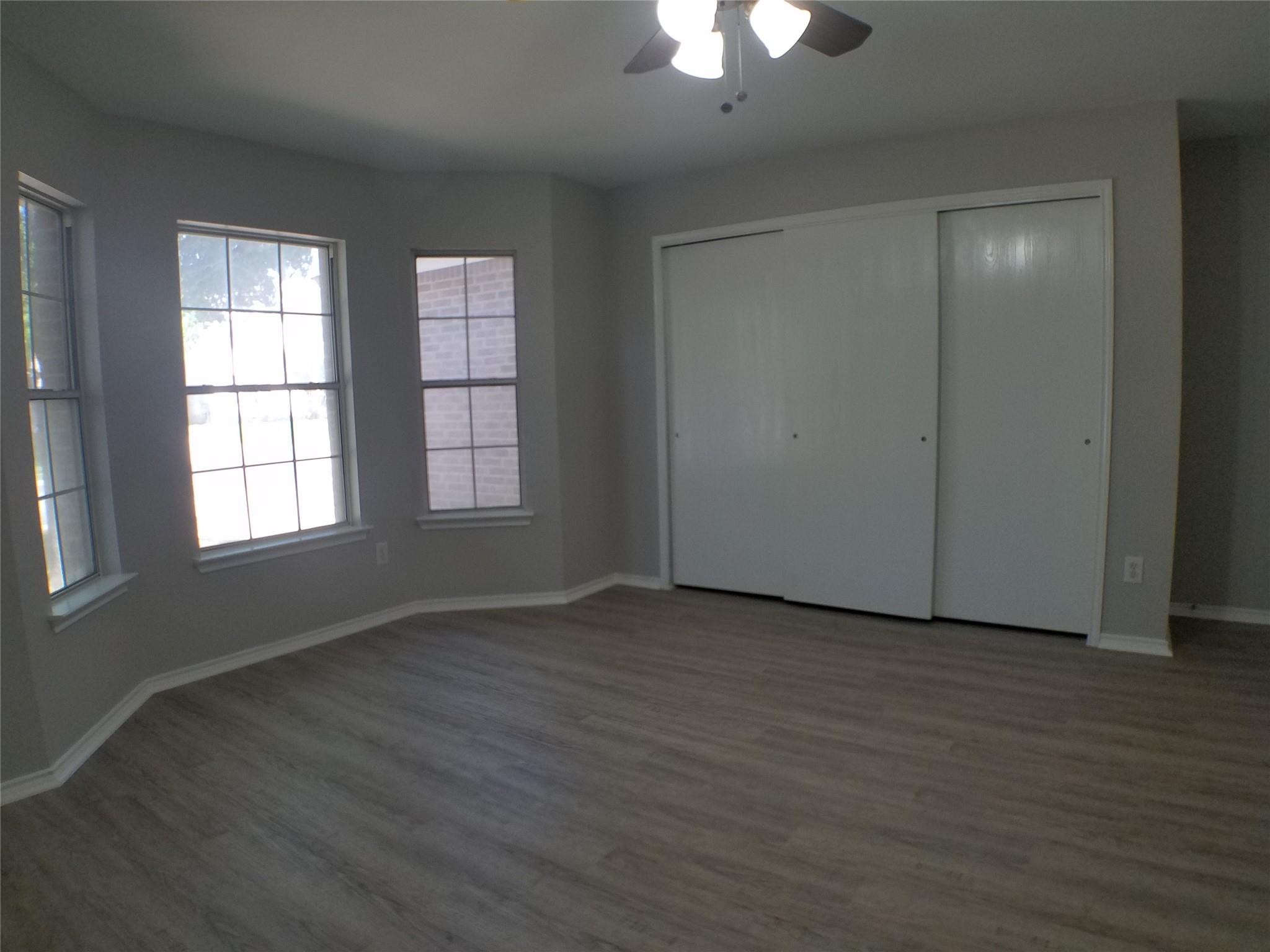 11208 Blairview Ln Property Photo 10