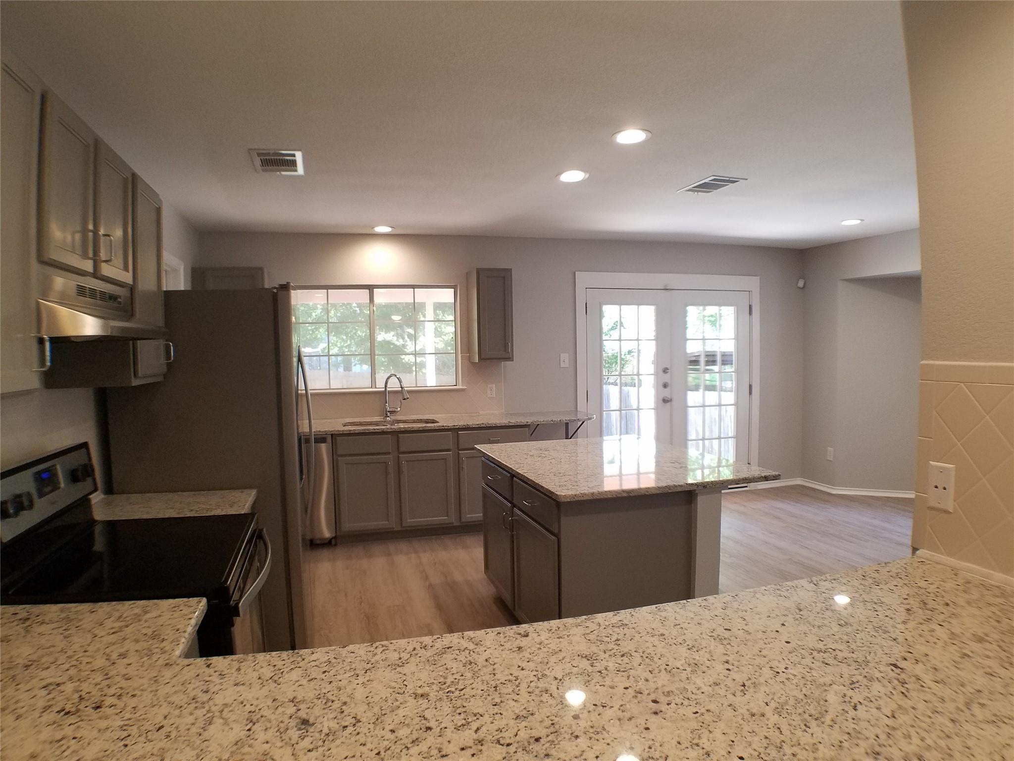 11208 Blairview Ln Property Photo 13