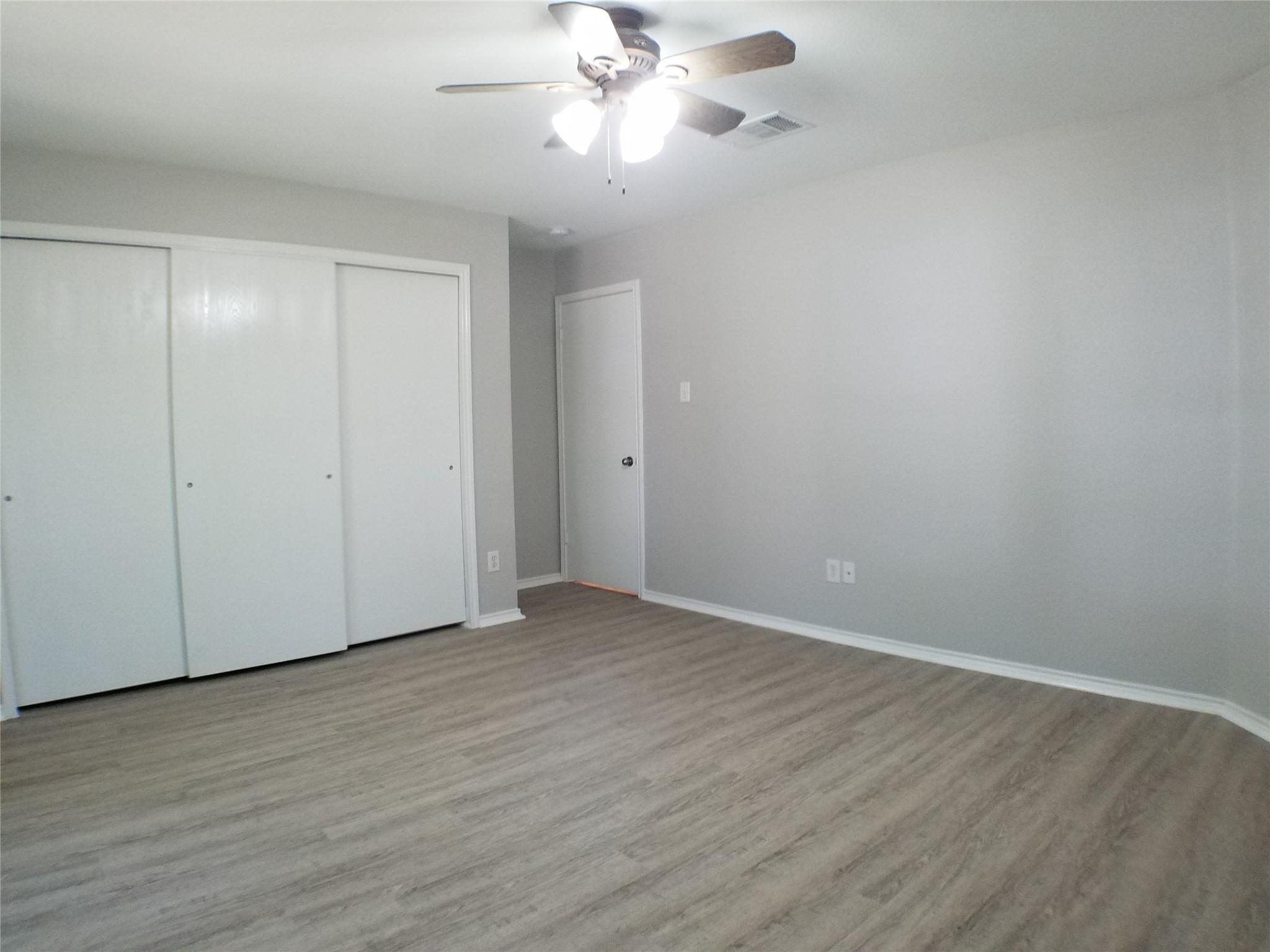 11208 Blairview Ln Property Photo 17