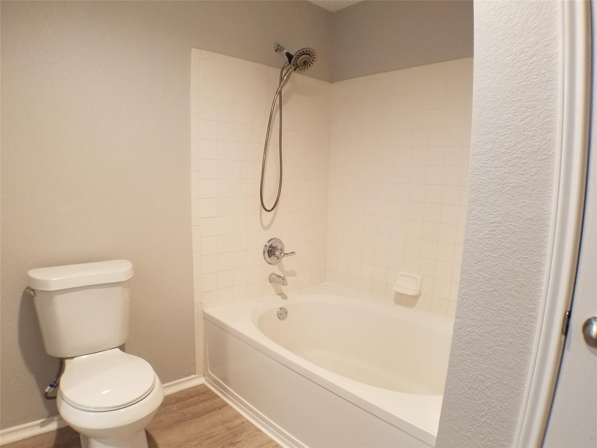 11208 Blairview Ln Property Photo 19