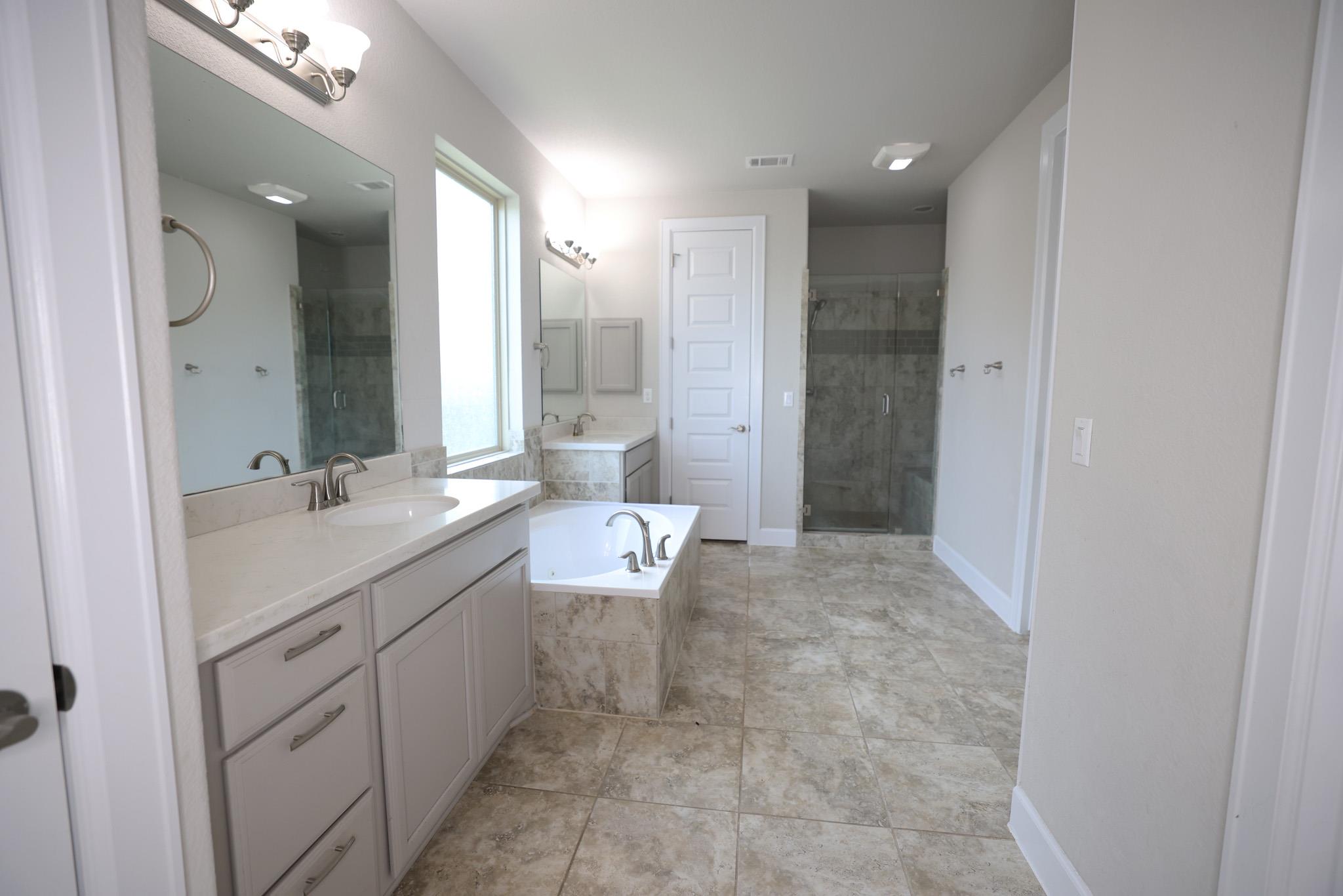 5301 Ponte Tresa Dr Property Photo 12