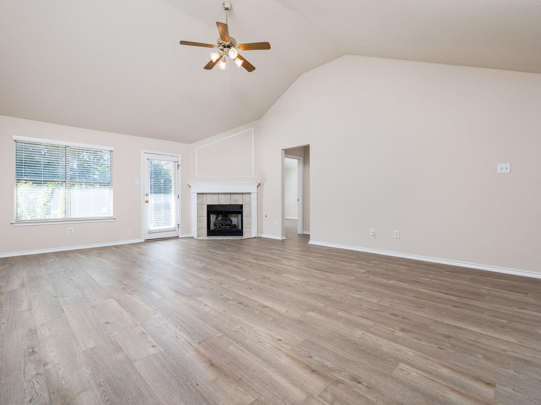 1216 Heppner Dr Property Photo 11
