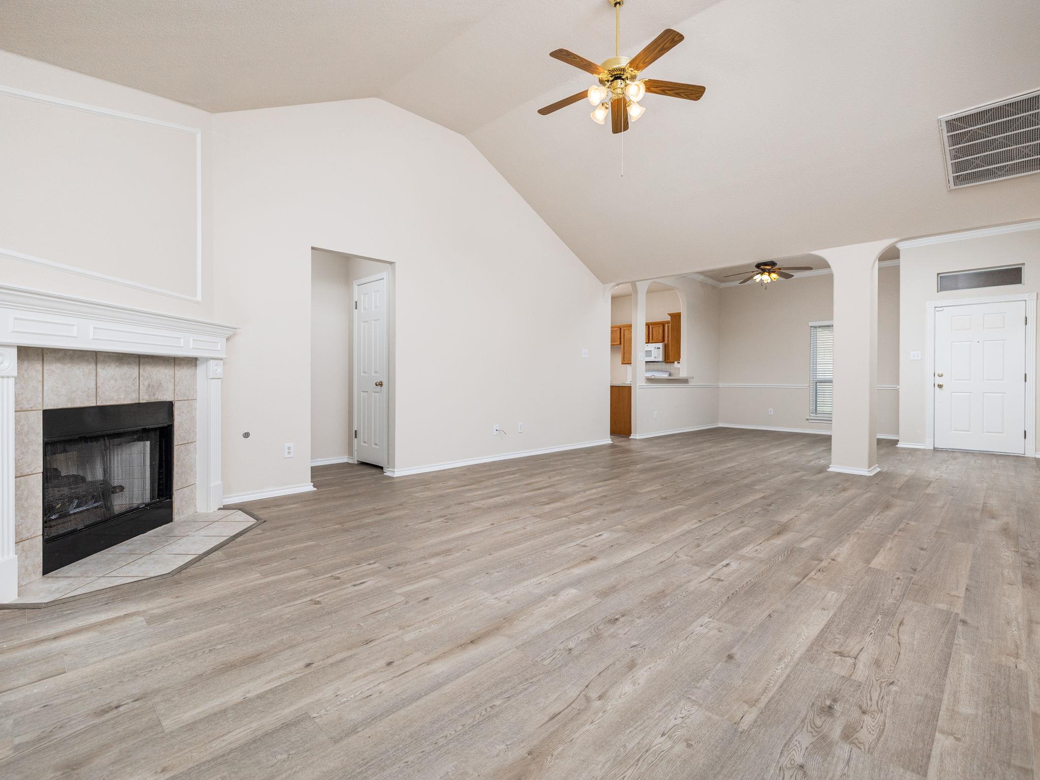 1216 Heppner Dr Property Photo 12