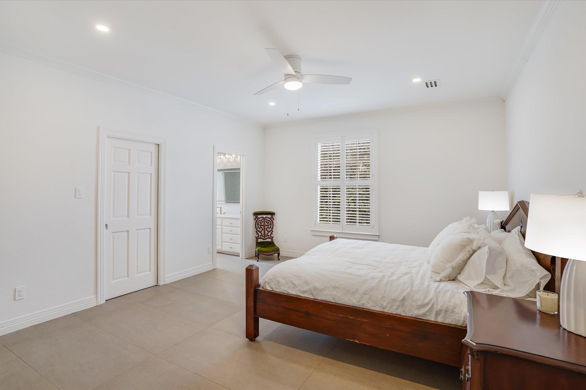 3705 Gilbert St #b Property Photo 19