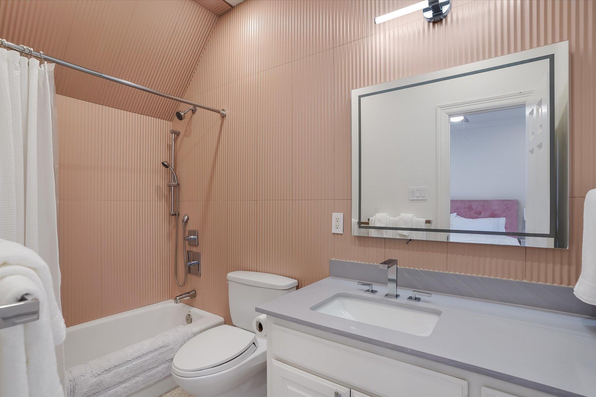 3705 Gilbert St #b Property Photo 22