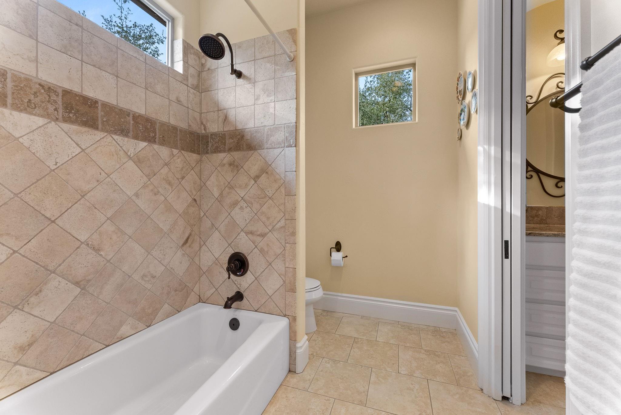 7428 Oak Shores Dr Property Photo 23