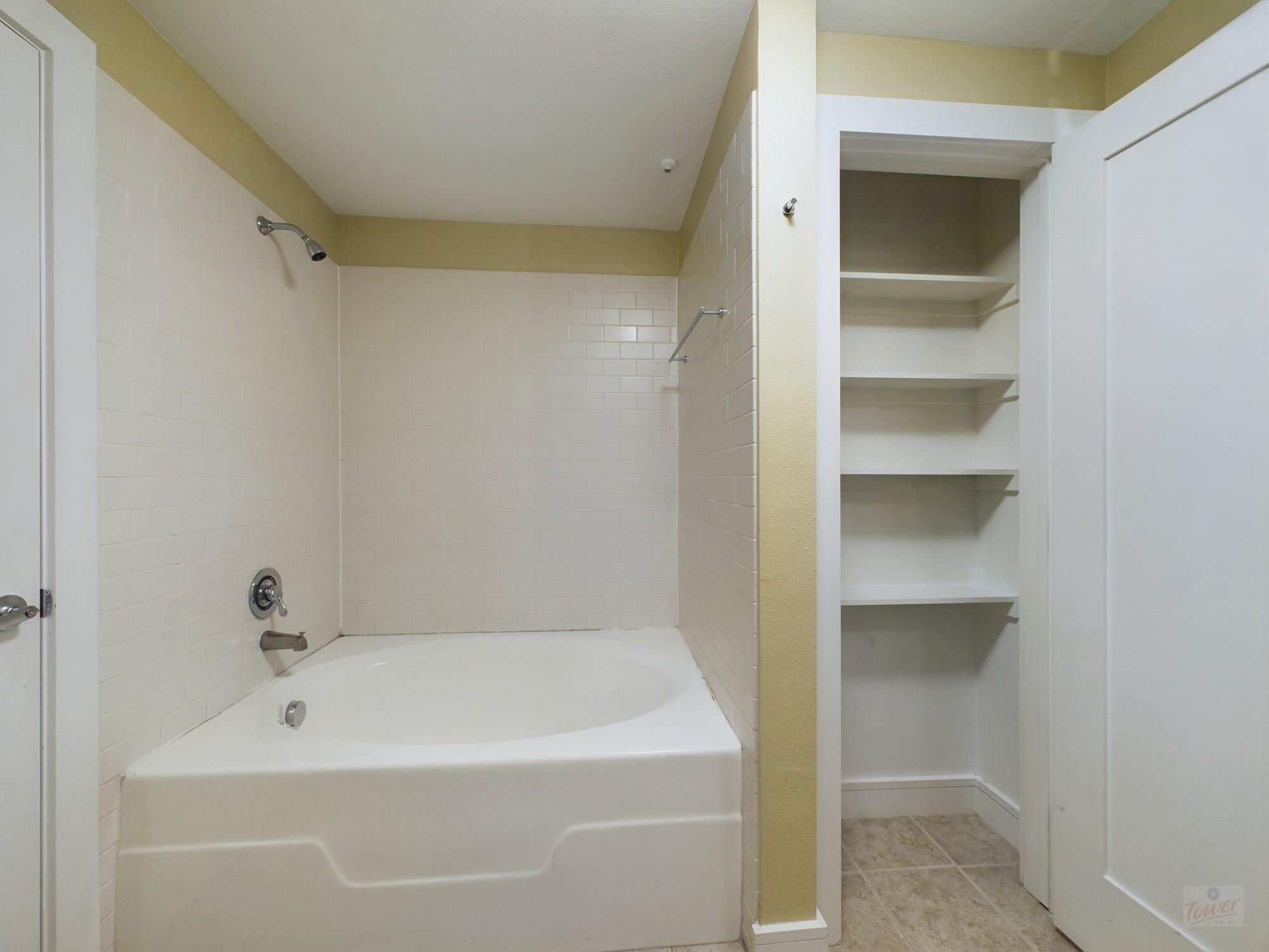 3016 Guadalupe St #217 Property Photo 9