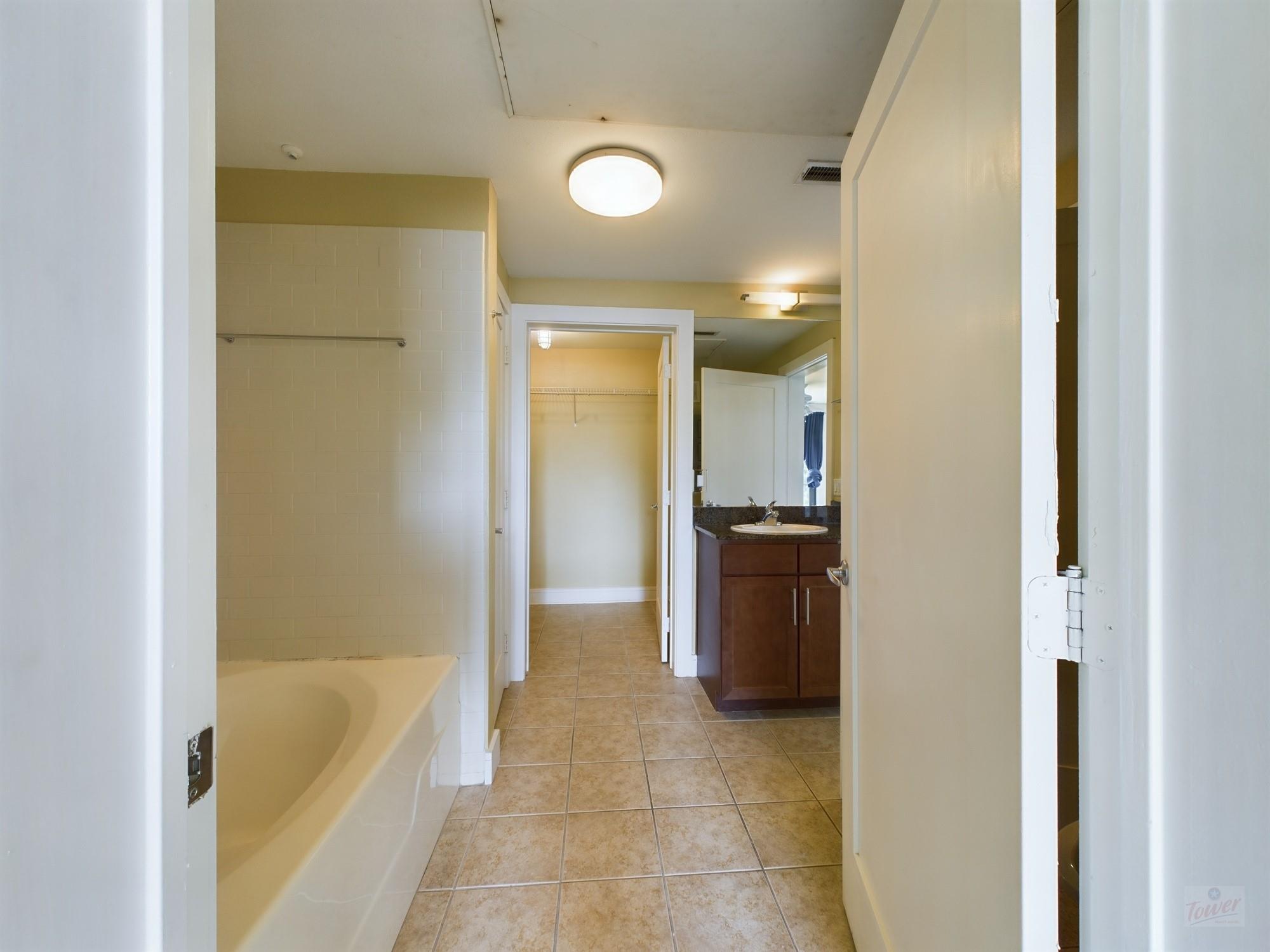 3016 Guadalupe St #217 Property Photo 21