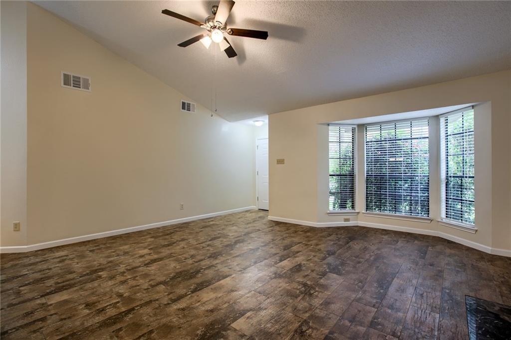 12320 Thompkins Dr Property Photo 2