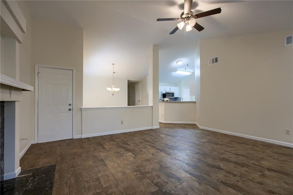 12320 Thompkins Dr Property Photo 4