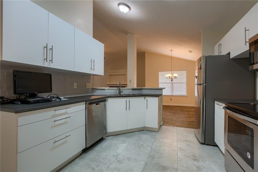 12320 Thompkins Dr Property Photo 8