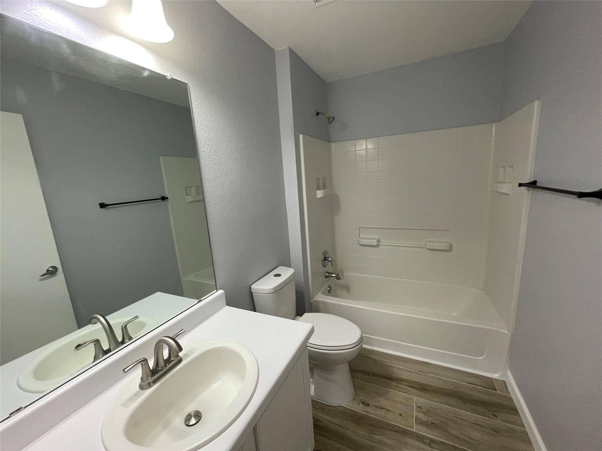 3401 Sand Dunes Ave Property Photo 12